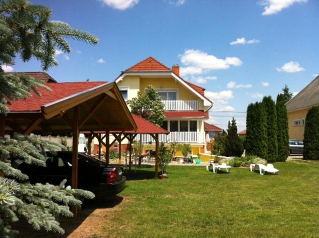 Hotel Györgyi Haus Bük Exterior foto