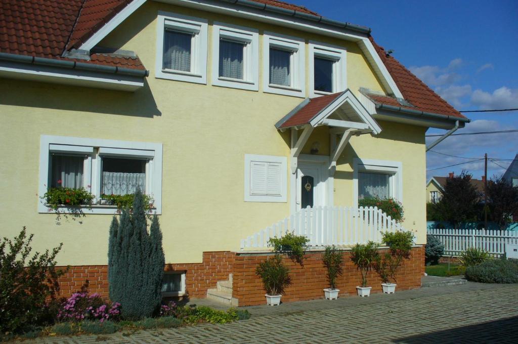 Hotel Györgyi Haus Bük Exterior foto
